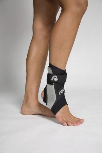 A60 Right Ankle Support Small Fits Men Under 7 And Women Under 8.5 With 60 Degree Stabilizer